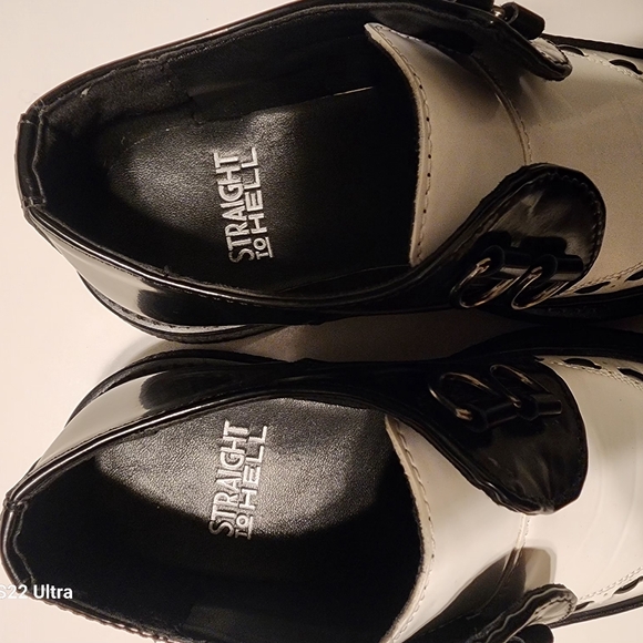 Straight from Hell Lofers - Picture 5 of 16